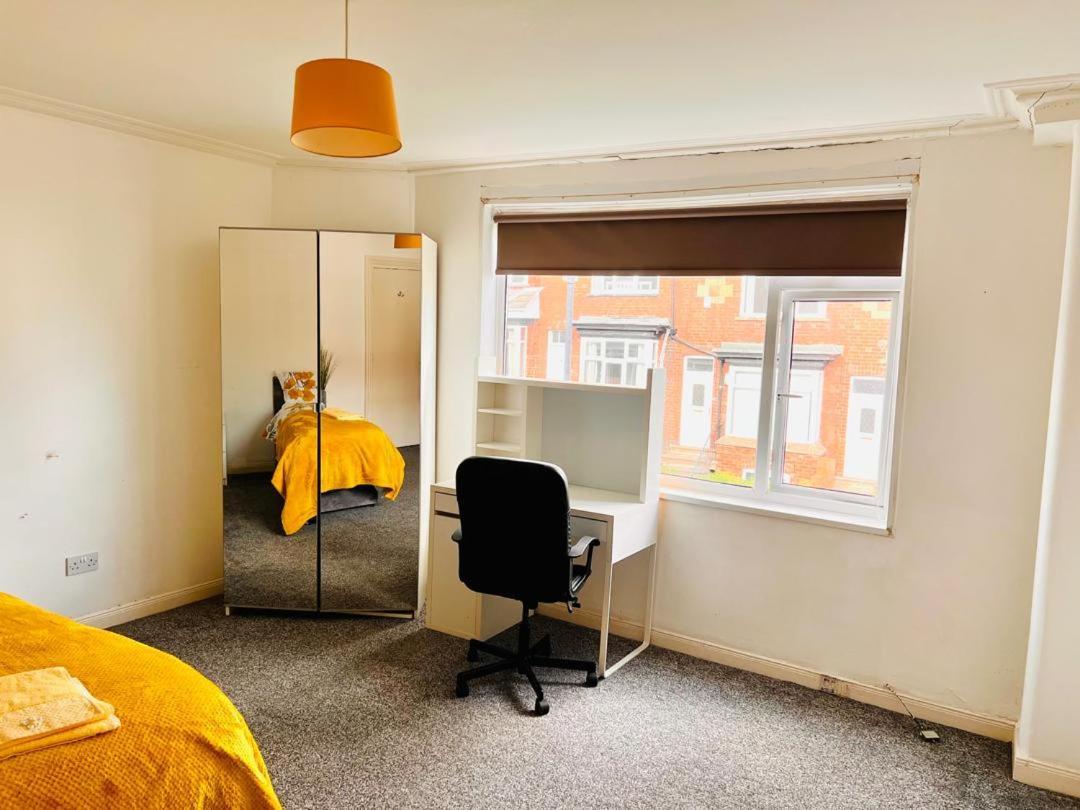 Private Room Close To Leeds University And City Centre エクステリア 写真